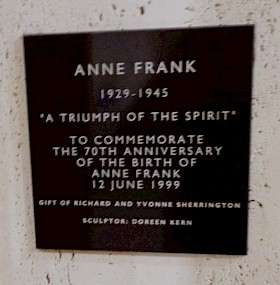 Anne Frank - Sculpture - NW1